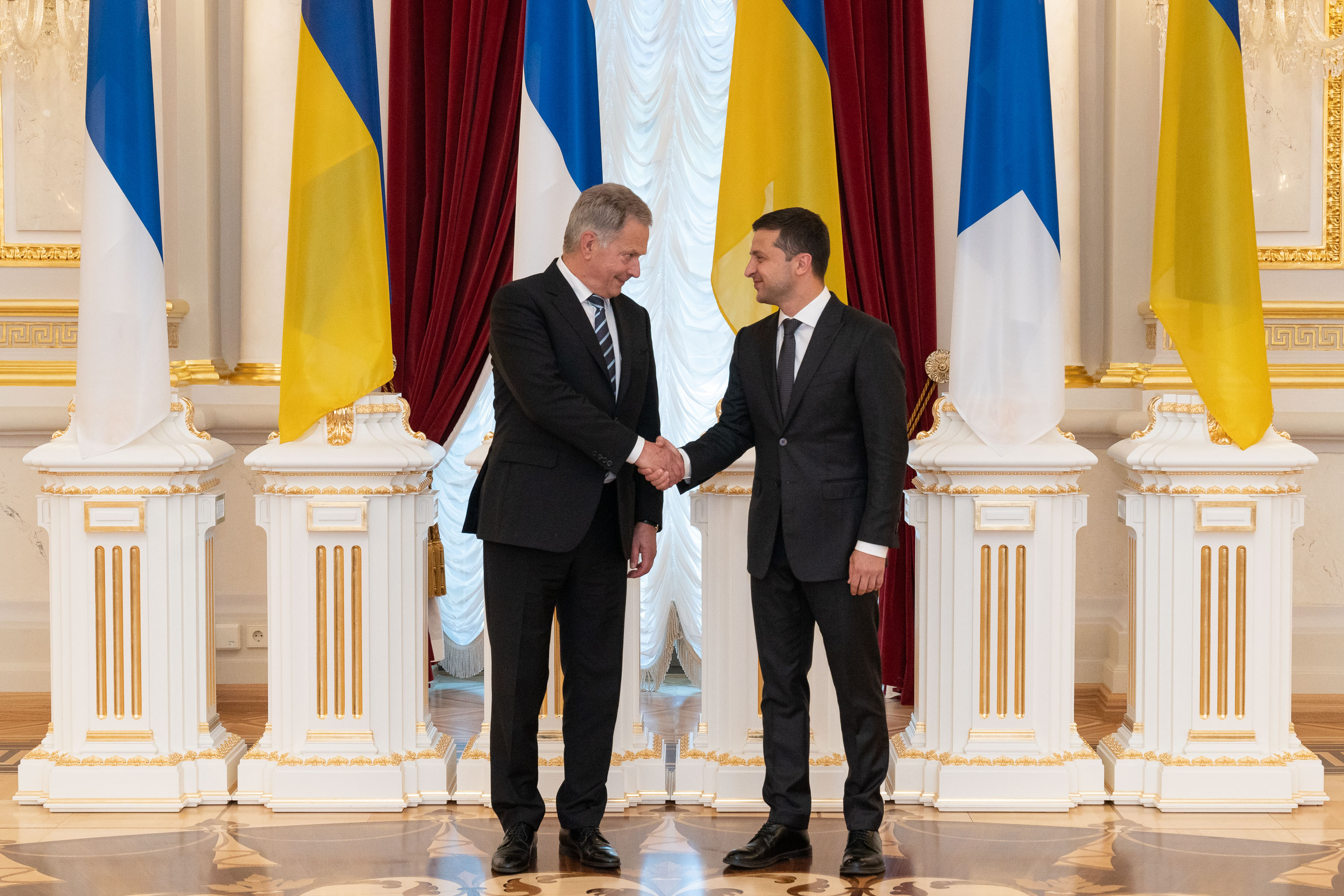 Presidents Of Ukraine And Finland Started A Meeting In Kyiv — Official 