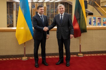 Президент України провів зустріч зі спікером парламенту Литви