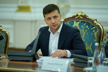 Володимир Зеленський заслухав звіт уряду щодо виконання указів Президента