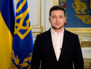 Коронавірус, виплати лікарям і місцеві вибори: звернення Президента України до громадян