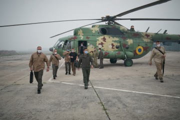 Володимир Зеленський прибув з робочою поїздкою на Луганщину