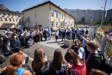 Заводи на Харківщині отримали замовлення на модернізацію вагонів – Володимир Зеленський