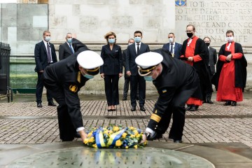 Президентське подружжя у Великій Британії вшанувало пам’ять невинних жертв