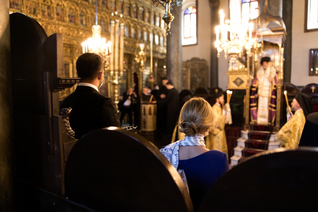 Під час робочого візиту до Туреччини Президент України Володимир Зеленський разом з дружиною Оленою взяли участь у молебні за Україну та зустрілися з Його Всесвятістю Вселенським Патріархом Варфоломієм, 16 жовтня 2020 року 