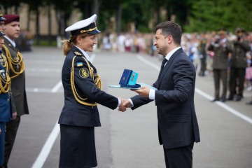 President handed over diplomas to graduates of the Ivan Cherniakhovskyi National Defense University