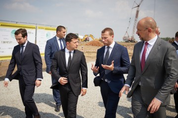 President inspected the construction of the Regional Multidisciplinary Hospital in Kramatorsk and observed the implementation of the Large Construction projects in the Donetsk region