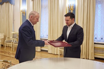 Президент вручив композитору Ігорю Покладу орден Держави з присвоєнням звання Героя України