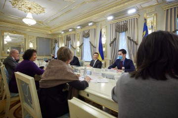 Zelenskyy meets with G7, EU ambassadors to Ukraine