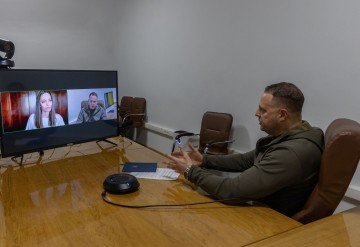 Andriy Yermak had a video conversation with Angelina Jolie who intends to deal with humanitarian issues in Ukraine