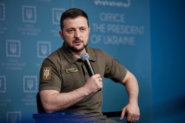 Володимир Зеленський: У мене як у Президента держави, що воює, пріоритет один – як війну перетворити на нашу перемогу