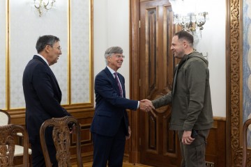 Андрій Єрмак зустрівся з колишніми послами США в Україні Вільямом Тейлором і Джоном Гербстом