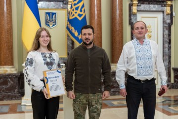 Achievements of students at Olympiads, as well as victories at front is evidence of conscientious work of Ukrainian educators today – Head of State