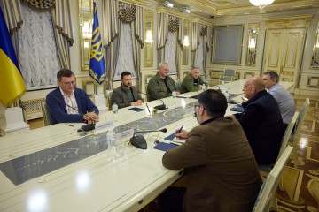 President of Ukraine holds meeting with Foreign Minister of Greece