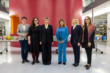 First Lady of Ukraine presents two projects at the world's largest Frankfurt Book Fair