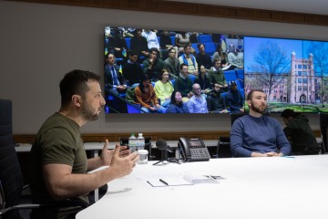 Саме в Україні визначиться глобальна доля демократії – звернення Президента Володимира Зеленського до американських сенаторів і спільноти Єльського університету