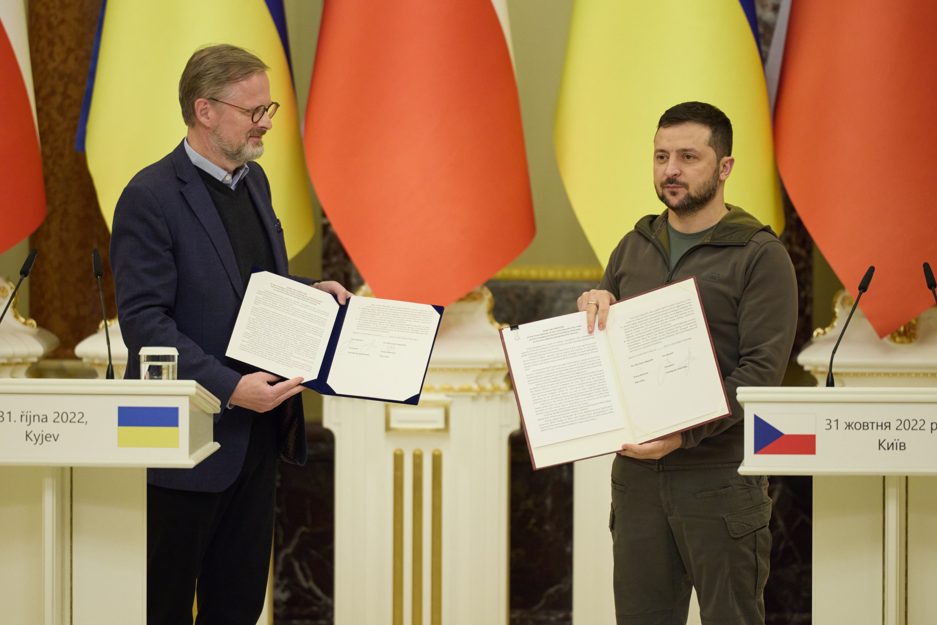 Volodymyr Zelenskyy and Petr Fiala signed the Joint Declaration on ...