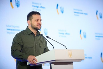 Щодня ви маєте відчувати, що від вашої роботи залежить життя людей і ситуація в нашій країні – виступ Президента на Конференції послів України