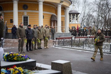 President of Ukraine honored memory of Kruty Heroes