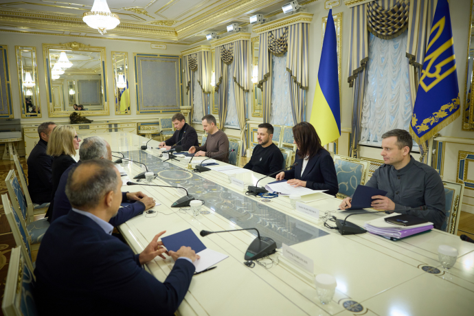 President of Ukraine held a meeting with the delegation of the World ...