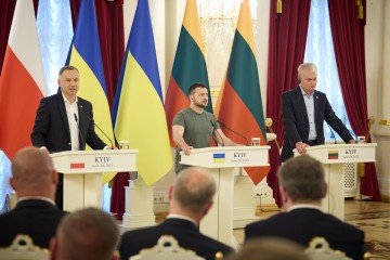 Володимир Зеленський зустрівся з президентами Польщі та Литви в Києві