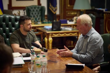 Volodymyr Zelenskyy meets with founder of Wasatch Group Dell Loy Hansen