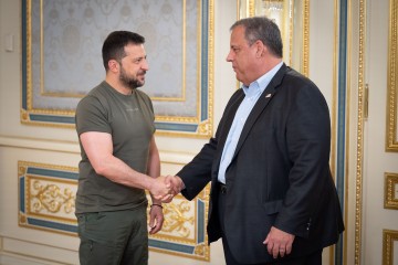 Volodymyr Zelenskyy met with a member of the Republican Party, former Governor of New Jersey Christopher Christie