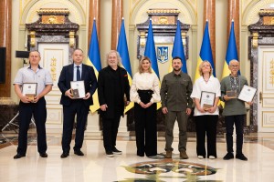 Президент України Володимир Зеленський і перша леді Олена Зеленська взяли участь у врученні  відзнаки Глави держави «Національна легенда України», 23 серпня 2023 року. 