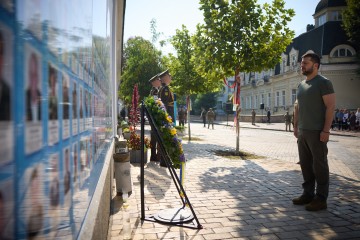 Участь Президента у заході до Дня пам’яті захисників України