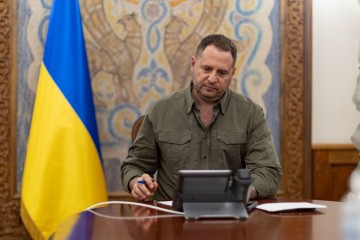 Керівник Офісу Президента провів телефонну розмову з міністром підприємств і виробництва Італії 