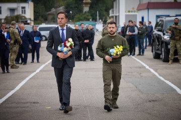 В Одесі Глава держави вшанував пам’ять полеглих воїнів Військово-Морських сил України