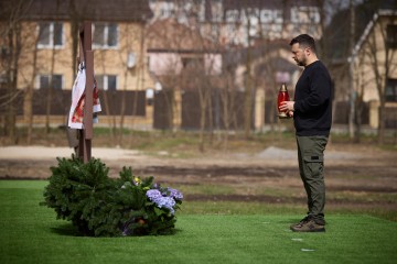 In Bucha, Volodymyr Zelenskyy honored the memory of Ukrainians killed by Russian invaders during the occupation of Kyiv region