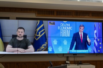 Ukraine does not ask too much: we need air defense systems, fighter jets, artillery, justice – President at the Delphi Economic Forum