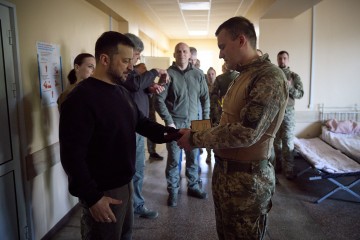 In the Donetsk Region, the President Visited the Medical Company of the 95th Air Assault Brigade and Thanked the Warriors and Combat Medics