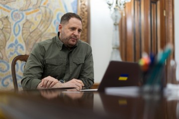 Андрій Єрмак і кардинал Маттео Дзуппі обговорили проблему повернення з держави-агресорки депортованих дітей і військовополонених