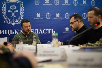 Security is the Top Priority: In the Khmelnytskyi Region, the Head of State Introduced the New Head of the Regional Military Administration and Held a Meeting on the Situation in the Region