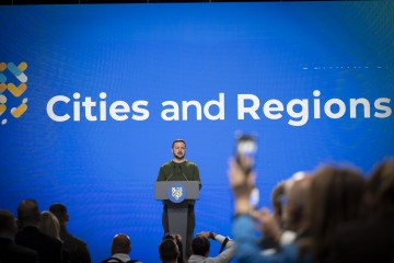 President Takes Part in the Second International Summit of Cities and Regions