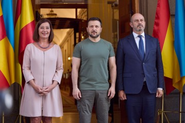 The President Met with the Heads of Chambers and Factions of the Spanish Parliament