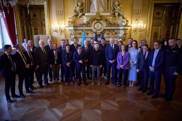 The Head of State Met with the Heads of Leading French Companies