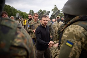 Під час візиту до Німеччини Президент відвідав базу, де українські захисники тренуються для роботи на ЗРК Patriot, 11 червня 2024 року.