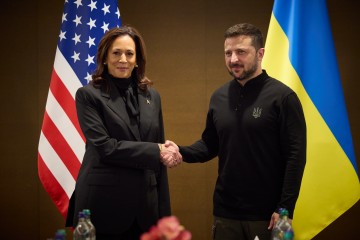 Президент України зустрівся з віцепрезиденткою США