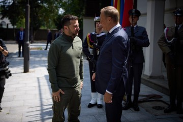 The Meeting Between Volodymyr Zelenskyy and Donald Tusk Began in Warsaw