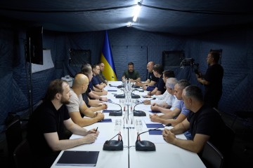 Володимир Зеленський провів нараду щодо водозабезпечення громад на Дніпровщині та Миколаївщині