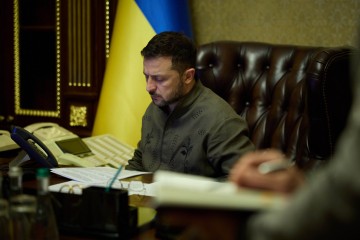 Володимир Зеленський провів телефонну розмову з канцлером Німеччини Олафом Шольцом