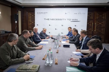 The President Discussed the Importance of Accelerating Ukraine's Accession to the EU and NATO with the Ministers of Foreign Affairs of Lithuania and Poland