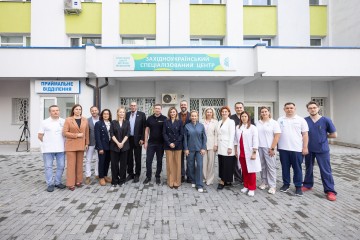 Olena Zelenska's Foundation Opened a Modernized Laboratory at the Clinical Center for Pediatric Medicine in Lviv