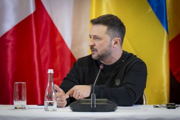 Володимир Зеленський підтримує перехід на корпусну систему управління в ЗСУ, якщо це зменшить бюрократію