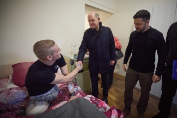 Volodymyr Zelenskyy and Olaf Scholz Visited Wounded Ukrainian Warriors