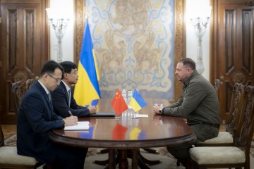 Andriy Yermak Met with the Ambassador of China to Ukraine