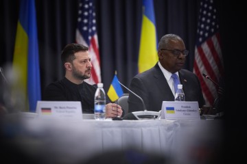 Коли об’єднуємося та діємо в єдності, ніхто не є замалим, щоб реально вплинути на історію – виступ Президента на засіданні у форматі «Рамштайн»