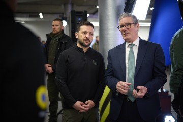 Volodymyr Zelenskyy and Keir Starmer Reviewed Ukrainian-Made Bomber Drones and Reconnaissance UAVs with British Components